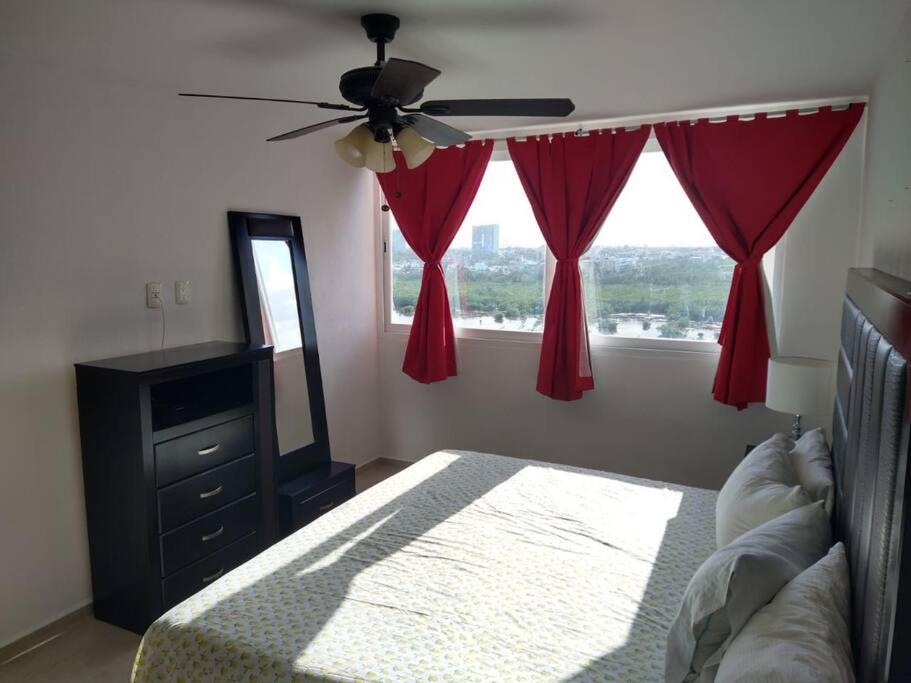 Hermoso Condo De 2 Habitaciones Frente Al Caribe Cancún Esterno foto